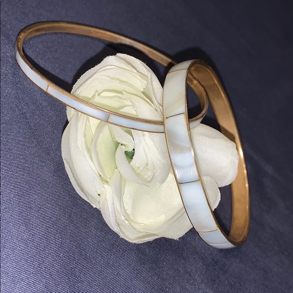 Jewelry - Vintage Mother Of Pearl Bangle Set